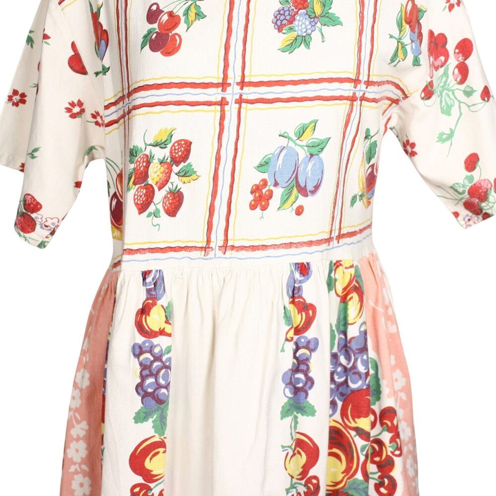 Vintage Kitsch'n Couture Dress from Vintage Fruit Tablecloth L B36 W34 - Hey Viv - Picture 4 of 8